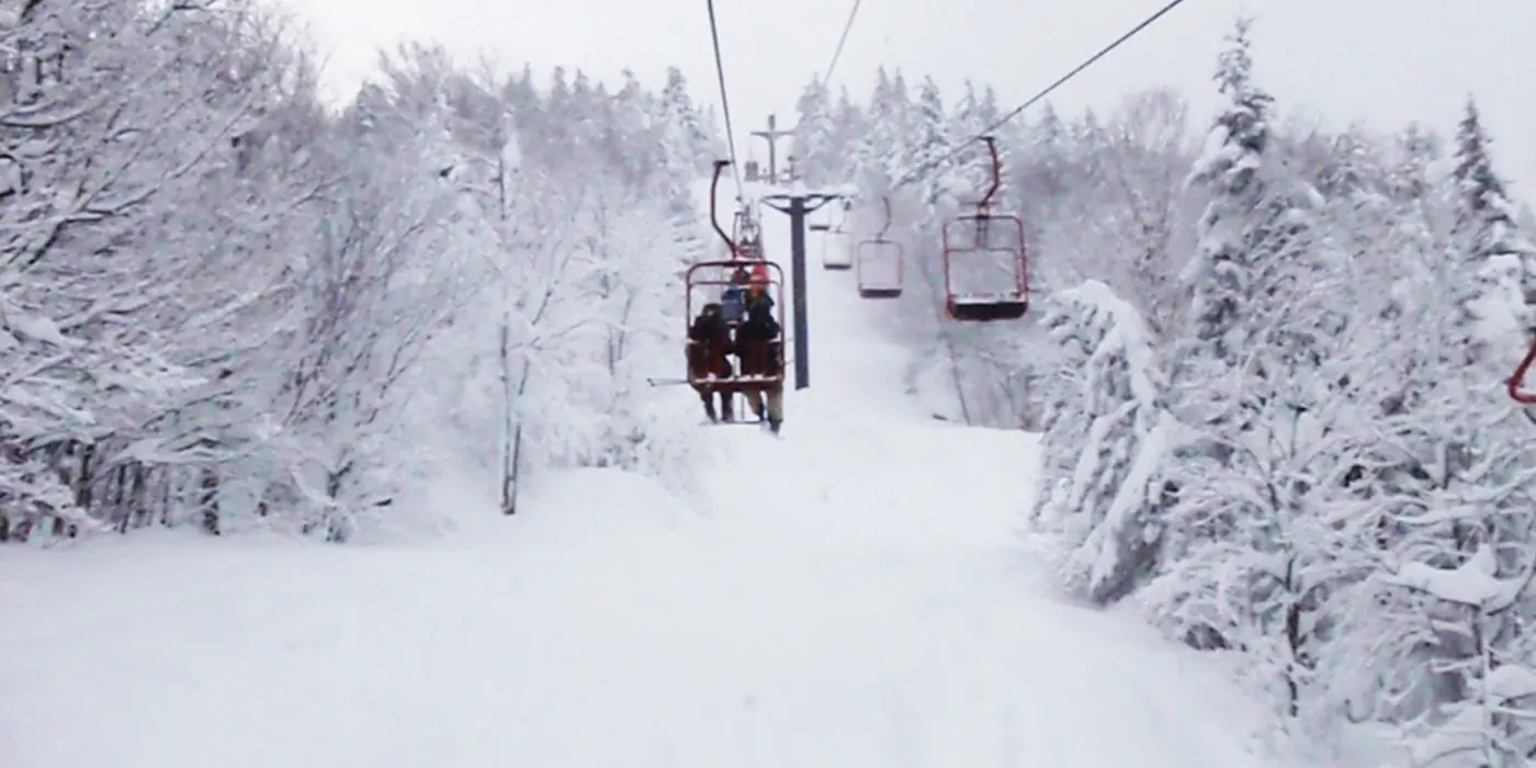 The 13 Best Places to Visit in the USA in the Winter 18 Magic Mountain Ski Area, Vermont